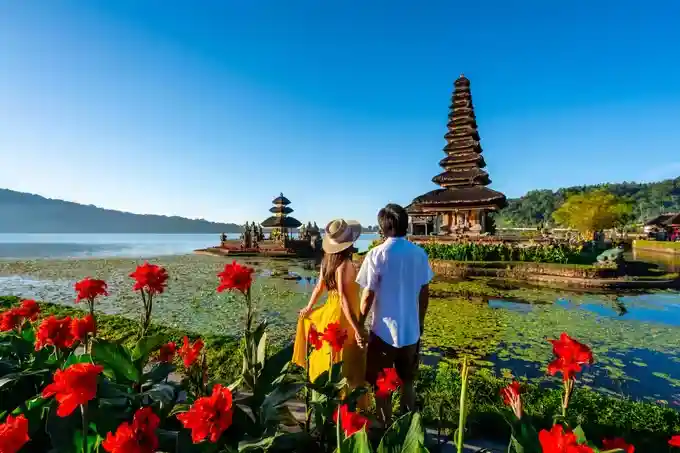 6 Days Singapore Tour Package For Couple