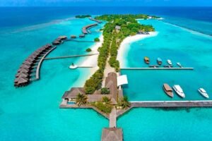 Maldives tour packages for family